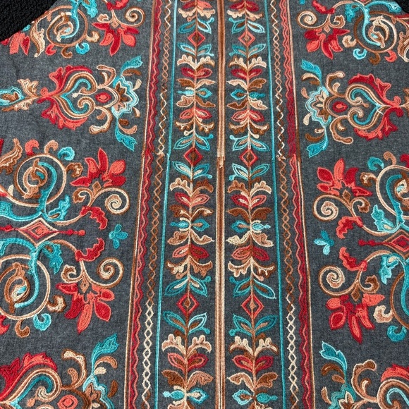 Umgee Embroidered Blouse Top Sz L  Bohemian Texture Knit Black Boho Hippie Gypsy - Picture 5 of 9